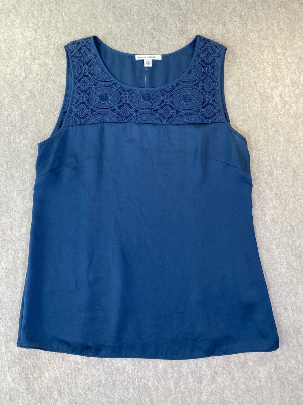 NWT Banana Republic Navy Lace-Yoke Sleeveless Blouse Size 12